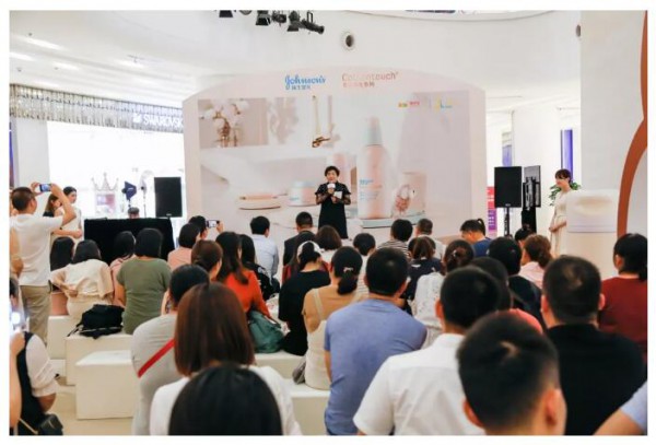 强生婴儿Cottontouch柔感新生系列孩子王首发 持续发力高端细分市场