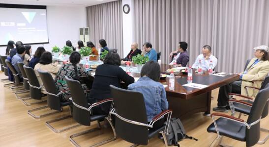 东方童画“儿童未来艺术研讨会”，让幼儿美术绽放异彩