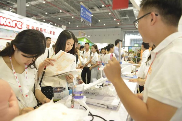 “钻石装极素纸尿裤”爸爸的选择终于出新品了