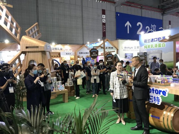 爱悠若特有备而来，总裁表示：“我们要做自己最擅长的事！”