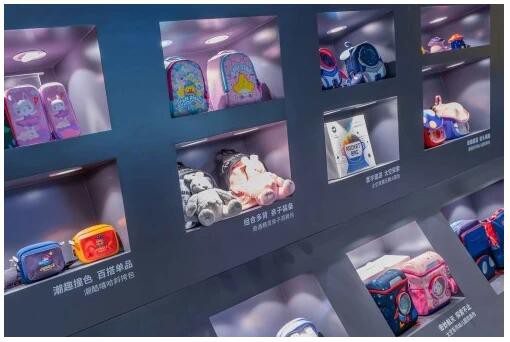 UEK惊艳亮相CBME·多场景化营销释放空间    天生潮趣·快乐学习