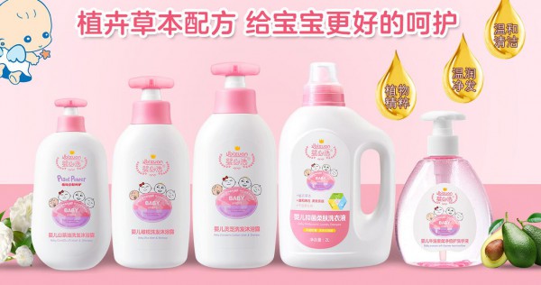 宝宝冬季洗澡要注意哪些  婴必选宝宝洗浴系列 给他最好的呵护