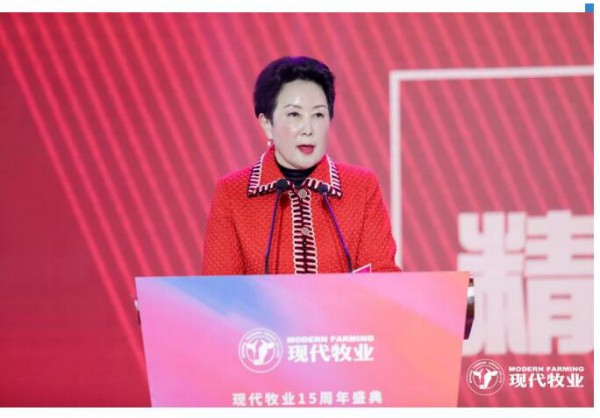 现代牧业总裁报告：从梦想蓝图到如今辉煌