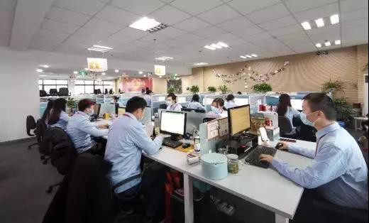 不断粮、捐物资、伸援手  奶粉行业齐心打响疫情反击战