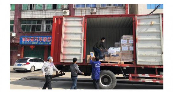 菲仕兰捐赠奶粉物资为受困家庭提供营养支援