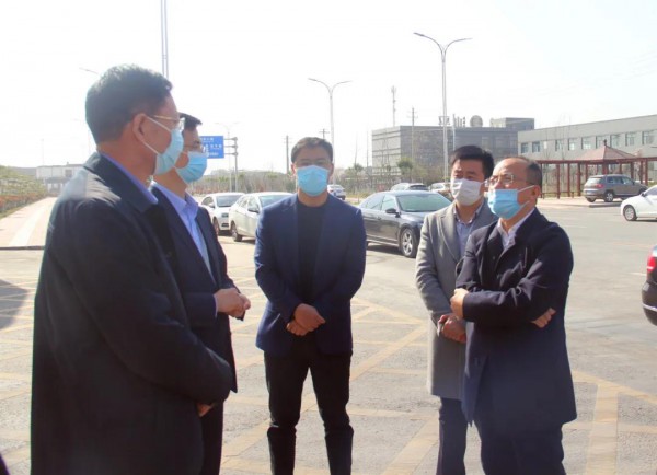 富平县县委常委、常务副县长景军荣一行深入圣唐乳业督查指导复工复产工作