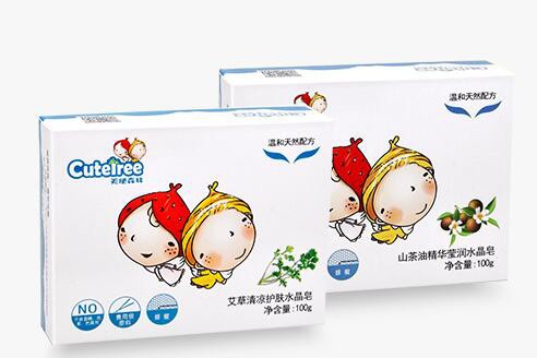 春天给宝宝洗澡有讲究    天使森林婴幼儿沐浴系列细致呵护宝宝娇嫩的肌肤