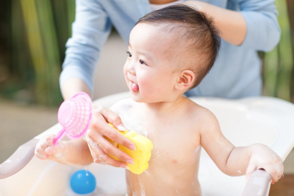 贝亲婴儿洗发沐浴二合一 温和洁净 深层滋养 给宝宝从头到脚的柔软呵护
