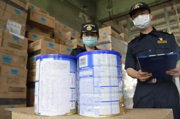 奶粉也有“贴牌”？ 北京海关查获5批次共1209箱、7294罐进口不合格乳粉
