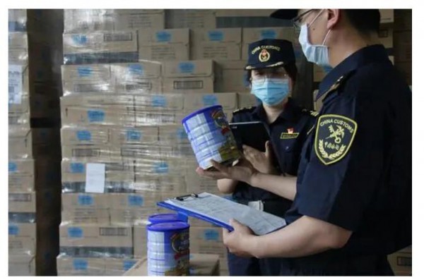 北京海关发布通报：查获一起通过伪报方式“贴牌”进口的不合格乳粉 合计货值12.89万美元