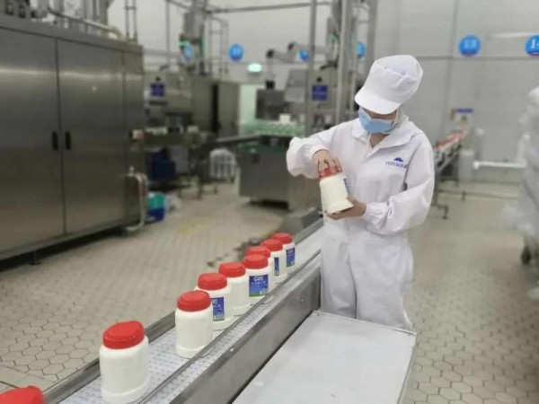 2小时689人返岗驻厂！“天润”奶业人演绎抗疫保供动人故事