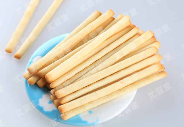 汇婴宝小零食上新啦！汇婴宝藜麦棒棒饼干新品疯狂来袭 营养丰富 口感鲜美俘虏你的胃