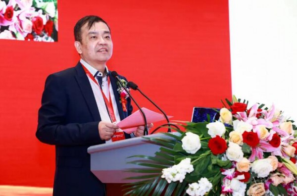 媒体看乳业——加大研发力度摆脱原料进口依赖