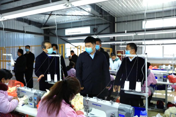 洛河镇又一新玩具厂开业投产，“毛绒玩具之都”玩具厂遍地开花......