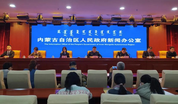 内蒙古锚定奶业等7个重点产业，助推全区绿色特色优势产业高质量发展