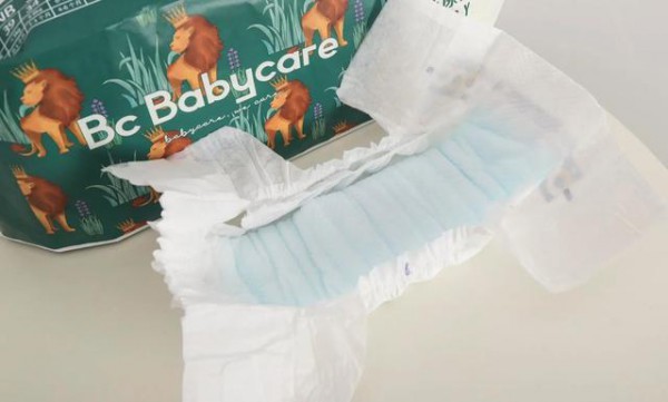 Babycare皇室木法沙纸尿裤   亲肤柔软·干爽舒适