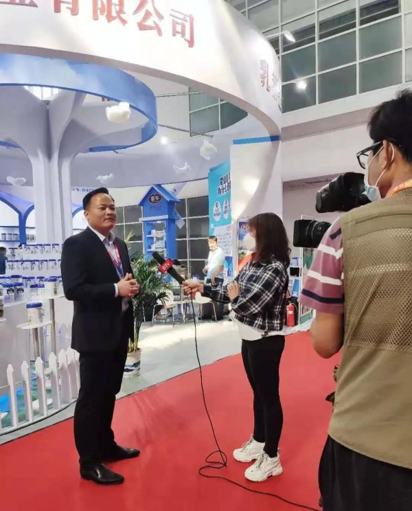 卡洛艾特与您依然相约京都京正展  为中国好奶粉点赞