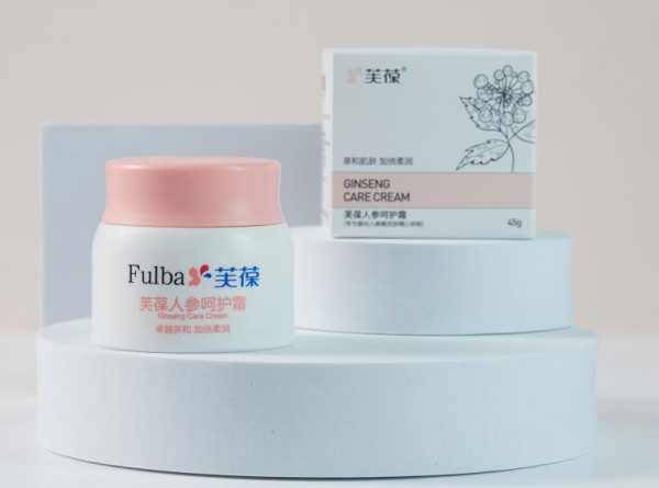 宝宝苹果脸怎么办  芙葆人参呵护霜远离远离红苹果脸
