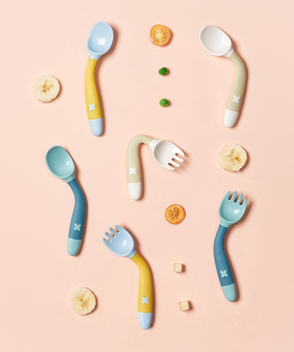 宝宝辅食勺哪种好  babycare宝宝学吃饭训练弯头叉勺怎么样