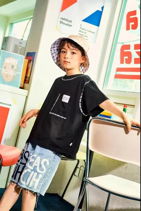时尚男童就该这样穿 boabo.宝儿宝精品童装帮你解锁更多穿衣风格