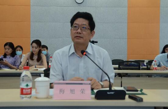 农经观察会商会就“全面推进奶业振兴的再思考”进行研讨