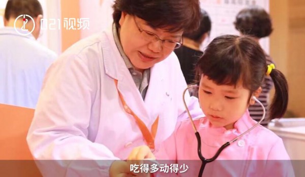 2岁女童体重达30斤   2021年最新儿童标准体重对照表出炉