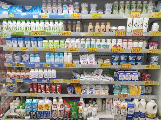 巨头并购战中的中小乳企，谋上市会好过被收走吗？