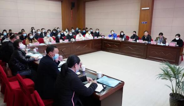 陕西省市场监督管理局在雅泰乳业组织召开“全省婴幼儿配方乳粉产品配方注册”工作推进会