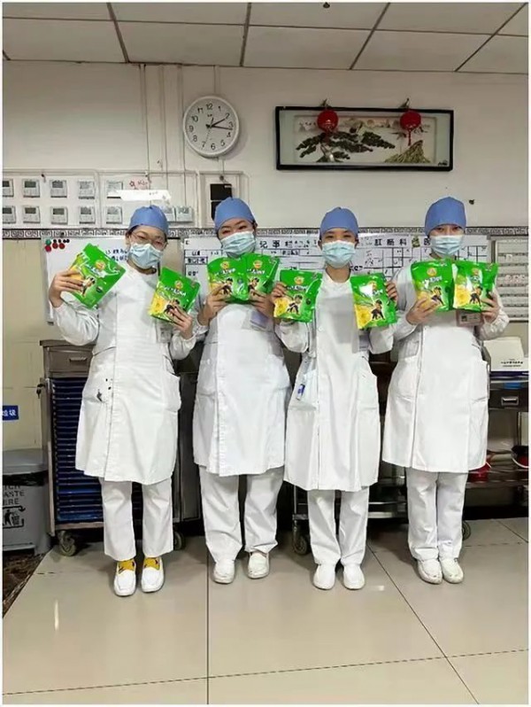 多批爱心物资驰援，妙可蓝多助力上海抗疫