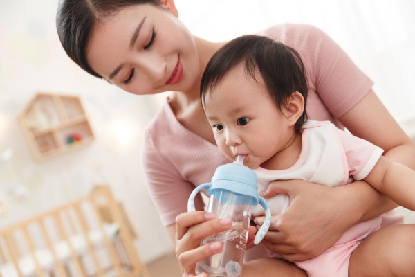 宝宝乳糖不耐受怎么办 元咕隆咚乳糖酶9000型调制乳粉好不好