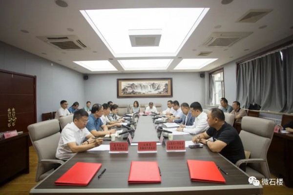 又一丰集团山西石楼县万头奶牛养殖项目签约
