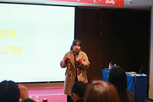 2023年小金旦“春启赣江·盛会洪都”主题--守护全家健康专题会议圆满落幕