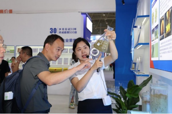 【乳报·专访】绿色养殖 中兽药与奶业共赴未来