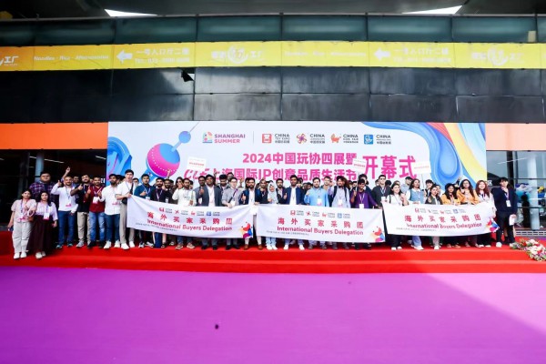 精准对接② | 全球130+国家和地区的境外采购商“触手可及”