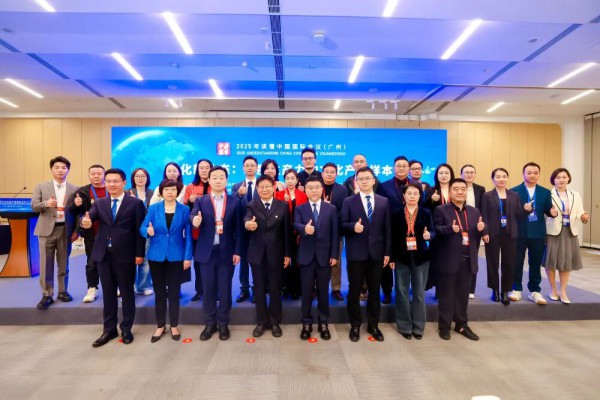 新华社：在文化新业态中读懂中国 | 梁梅：情感消费时代，IP授权成为品牌发展新引擎