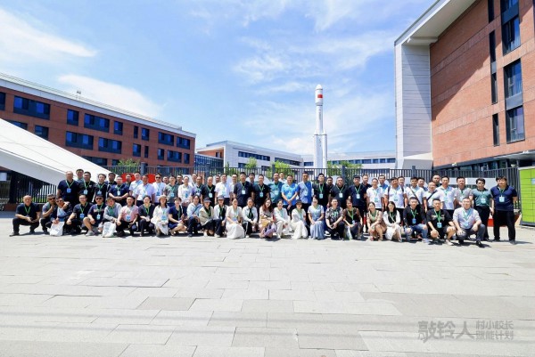 校长请放心!蒙牛以公益力量助力乡村教育 校长请放心!蒙牛以公益力量助力乡村教育