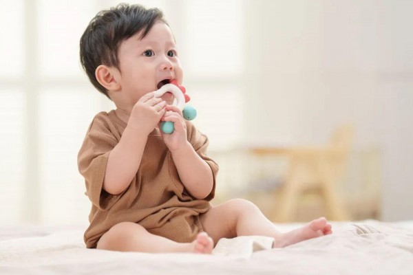 毅力、思维、勤奋:撑起孩子未来的“黄金三角!