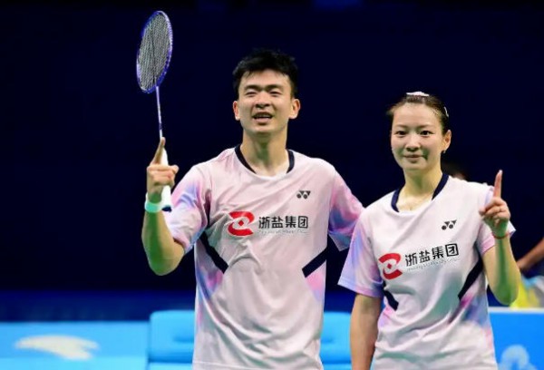 宜品铂能牵手郑思维，高端奶粉为啥紧盯冠军？