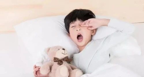 三个坏习惯，使宝宝大脑越来越笨，普通家庭至少占一个，你家有吗