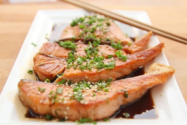 儿科医生：经常给娃吃这6种食物，不仅睡眠好发育好，还长身高！
