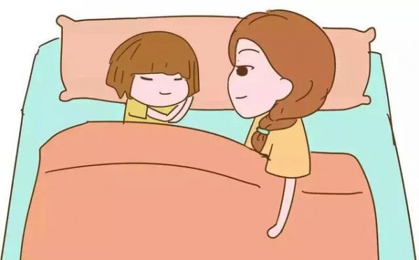 和妈妈睡的宝宝，与和奶奶睡的宝宝相比，二十年后，有很大差别