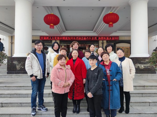 出版人跨界做幼教，让3000+园所成“回头客”