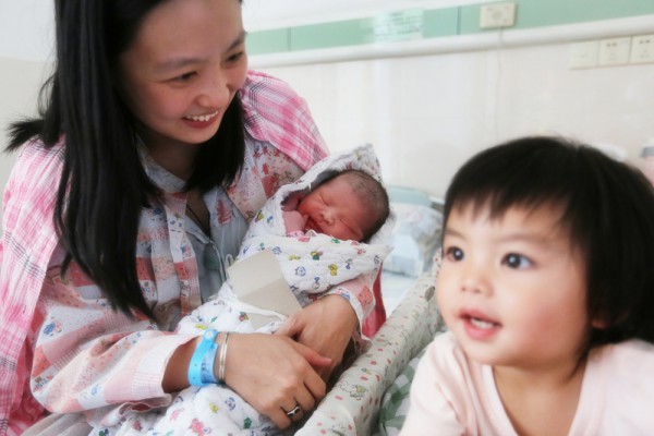 头胎生“儿子”好还是“女儿”好？先生哪个差别不小，家长别小瞧