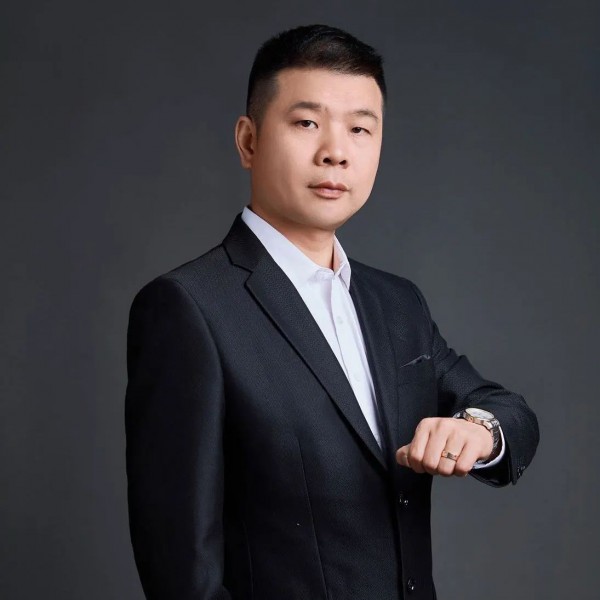 人物｜目标2万件！究竟是哪款奶粉，让从业19年的他一见钟情！