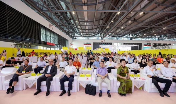 2026郑州国际自有品牌产品博览会招商已全面启动！速来定展，选黄金展位！