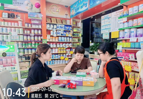 育儿路上不孤单！施儿佳专业老师入驻门店，为您开启一对一科学带教！