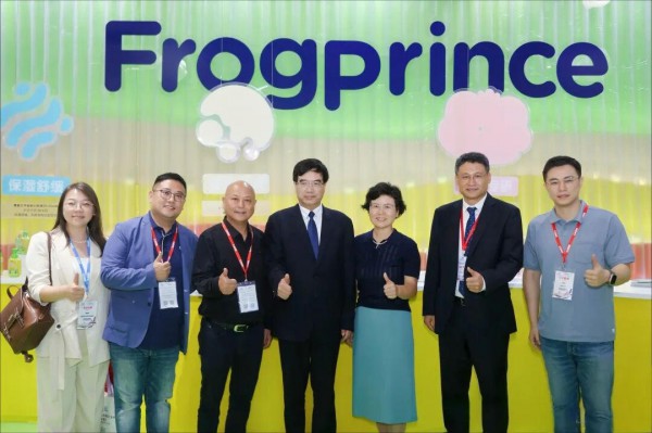 国家药监局领导莅临点赞，青蛙王子携多款产品闪耀亮相CAME，创新与规范撑起标杆之姿