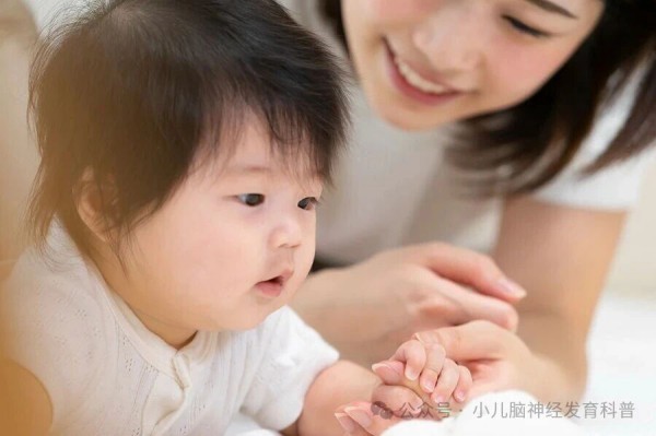 7~9个月婴儿有怎样的发育变化？育儿重点是什么？
