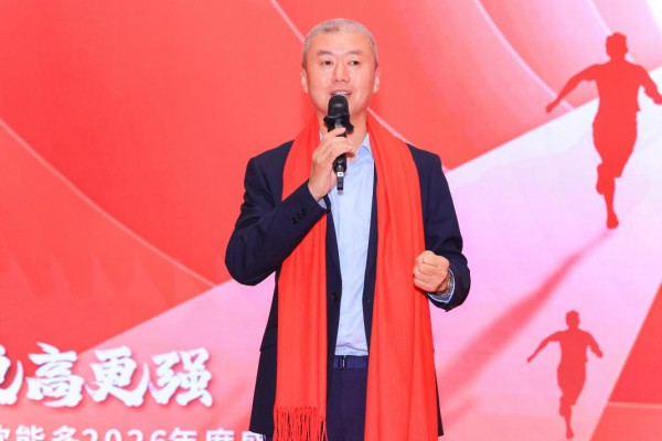 宜品启辉向“护敏生态”构建者跨越，打造出 “顶配 9:1 精准仿生初乳配方”