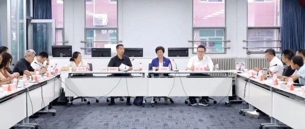 农垦乳业提质增效专家座谈会在京召开
